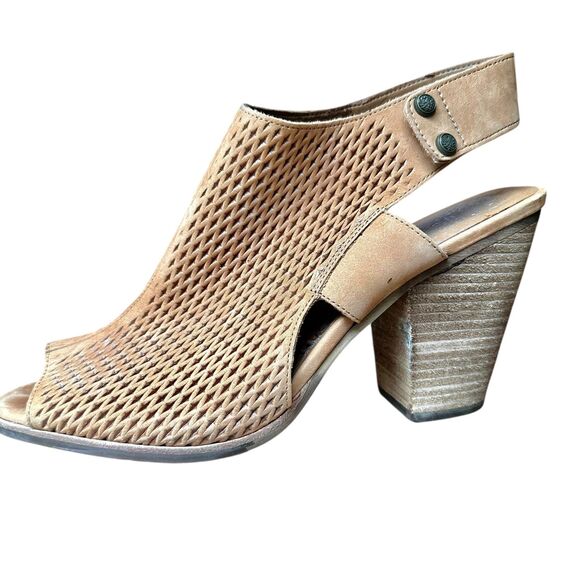 VINCE CAMUTO Jace Peanut Heeled Slingback Sandal Brown Sz 11 - Picture 5 of 6